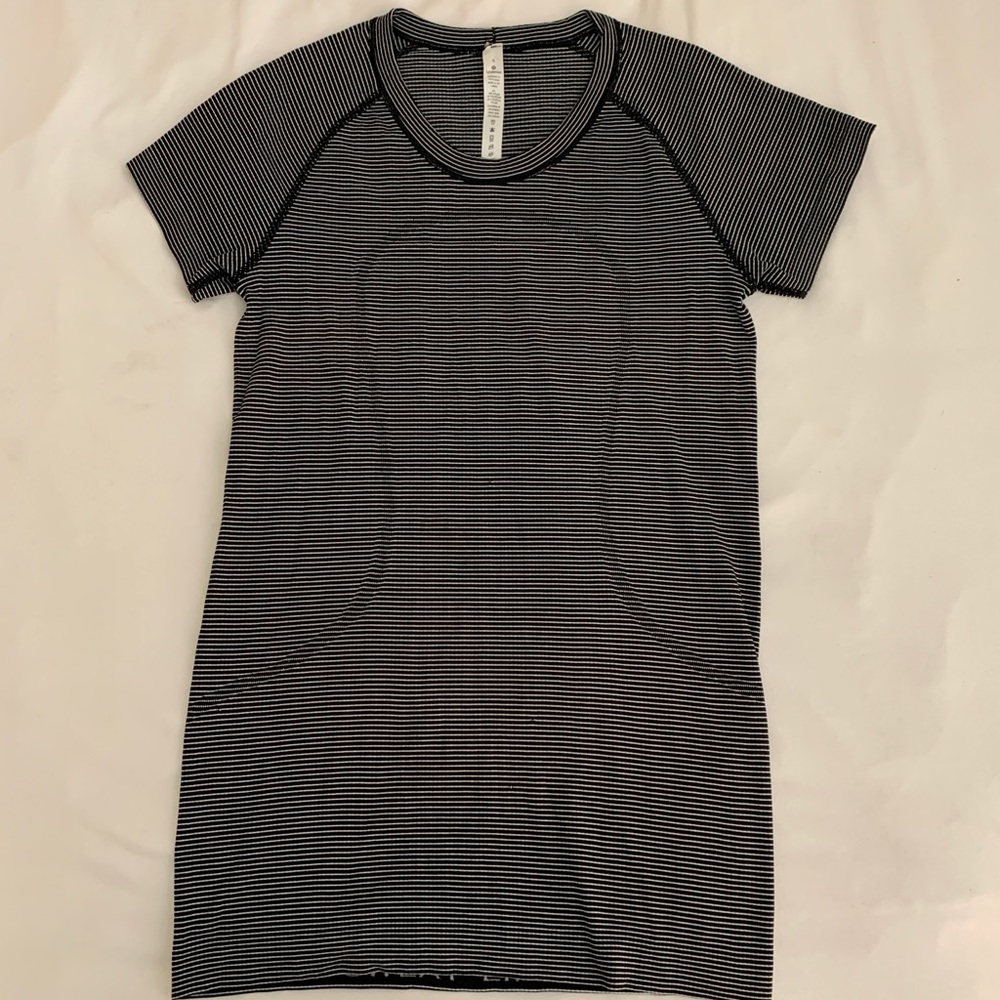 Lululemon Swifty Tech Top